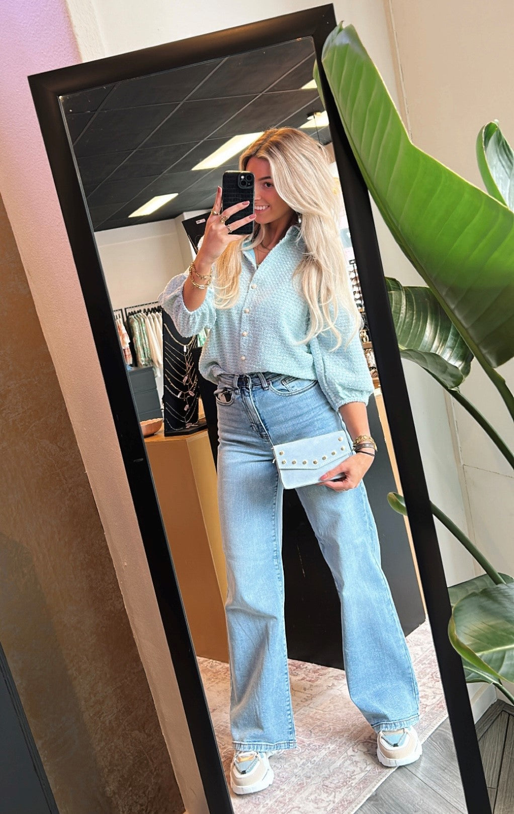 Wide leg jeans