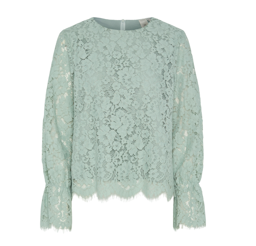 Yasperla lace top