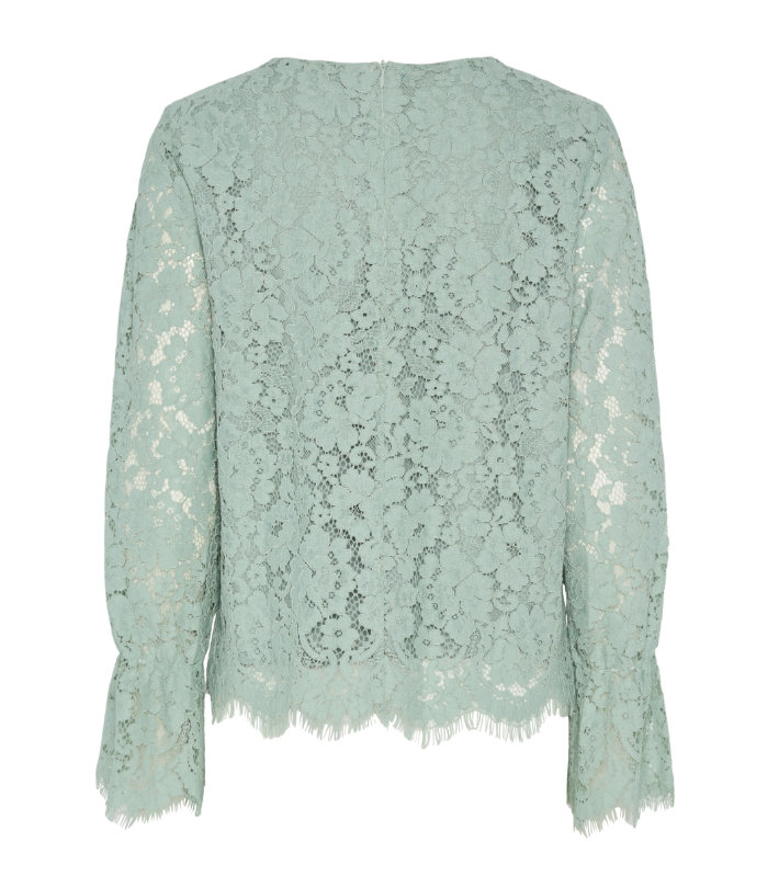 Yasperla lace top