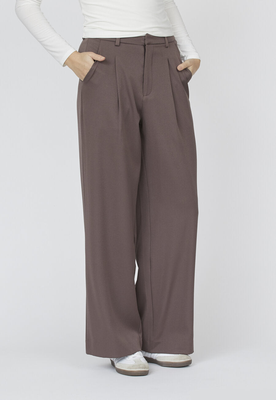 Brown pantalon