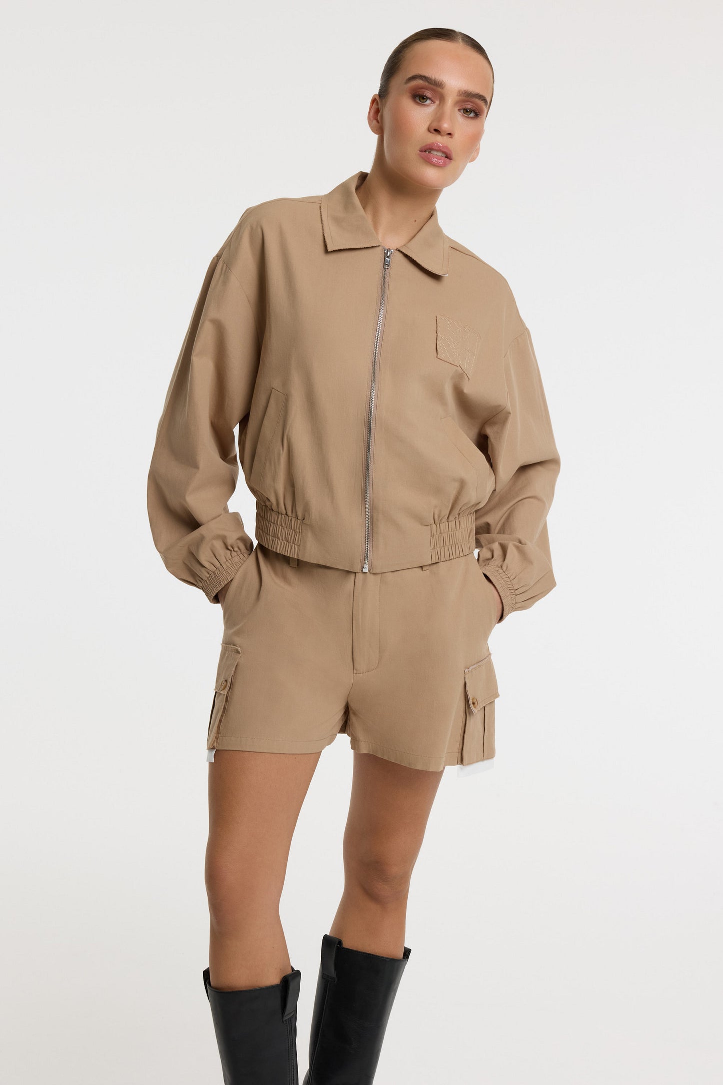 Illashorts2603268961Camel__2