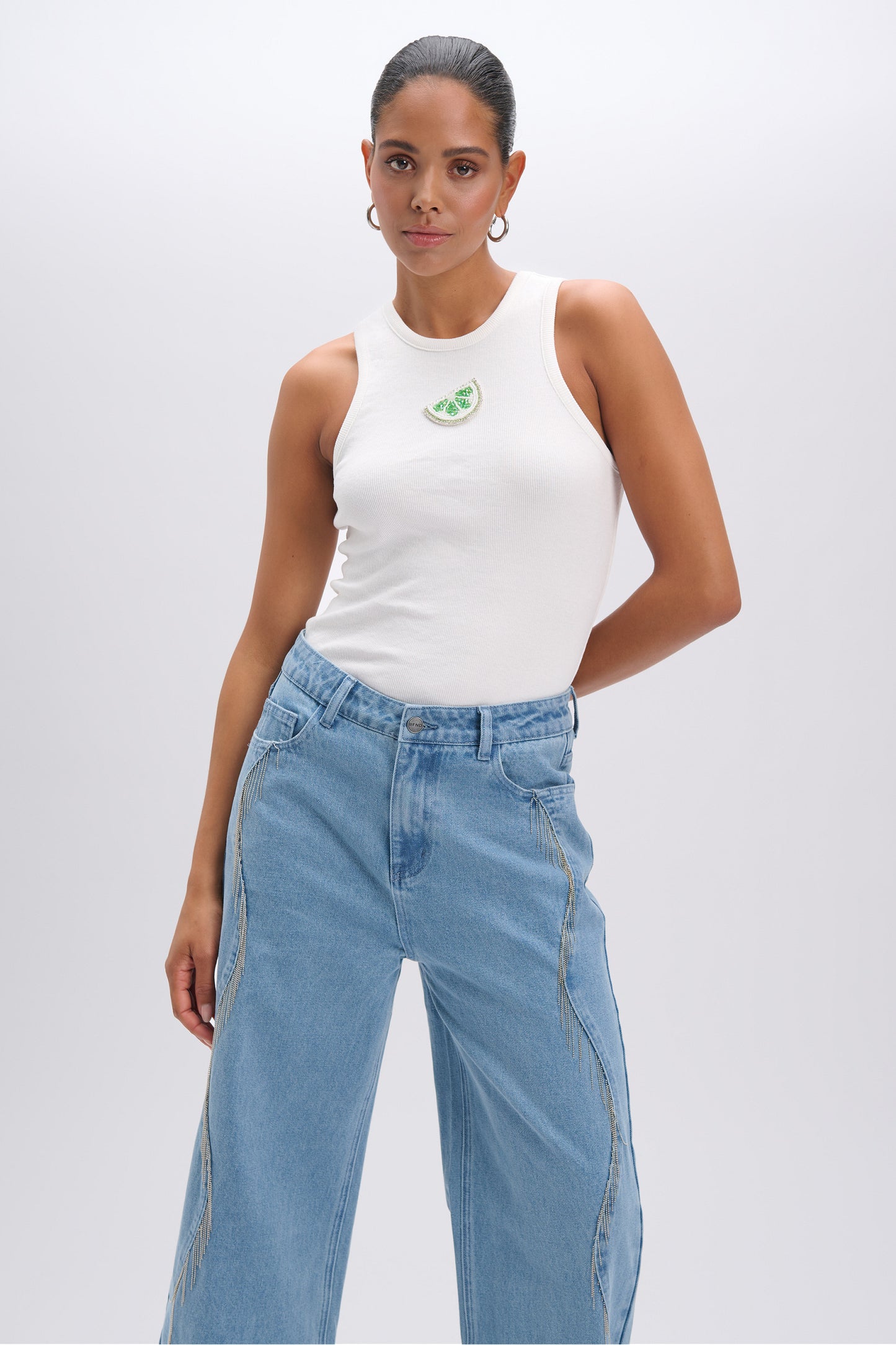 Raqueltop2603812936001White__2