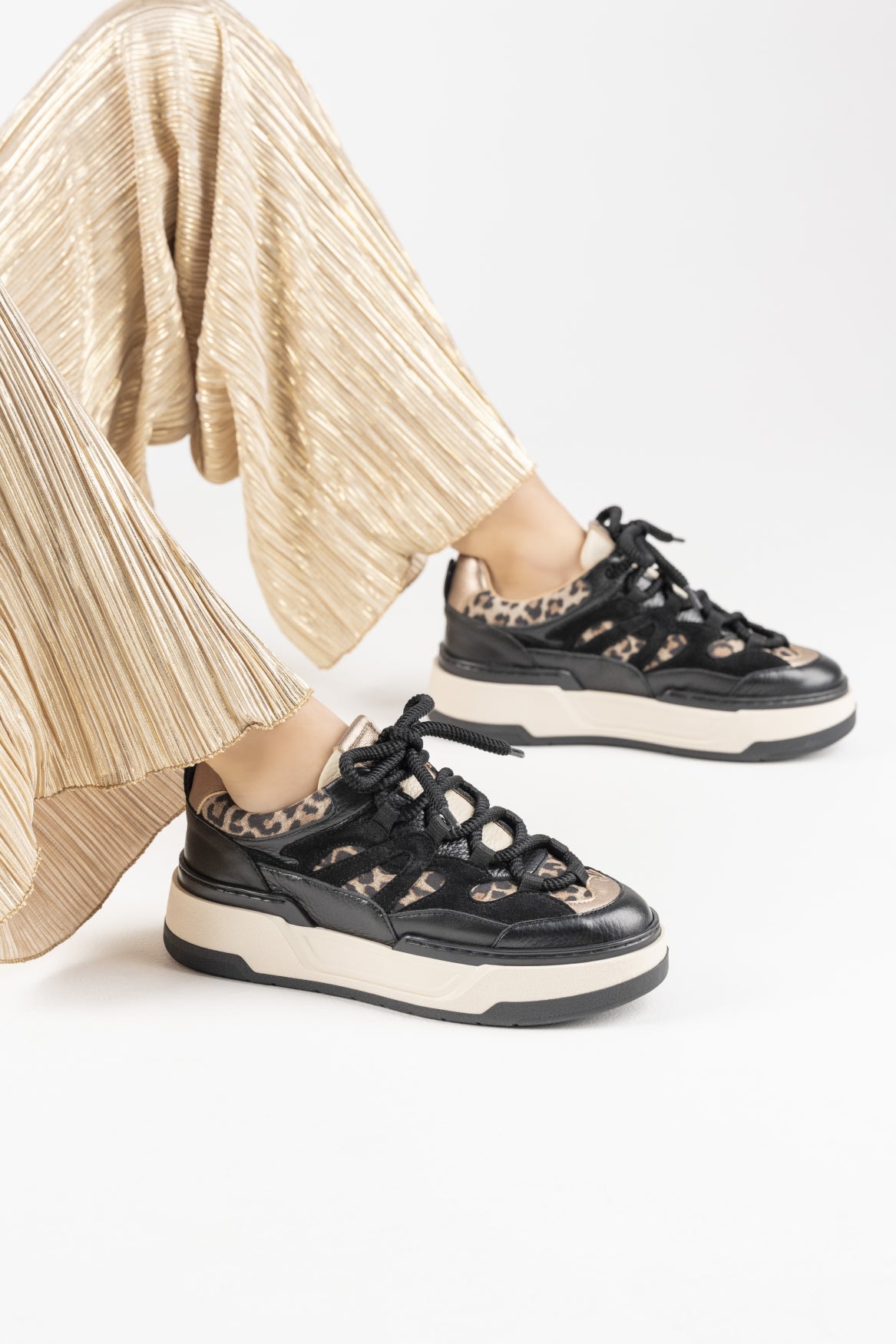 Walton leopard sneakers